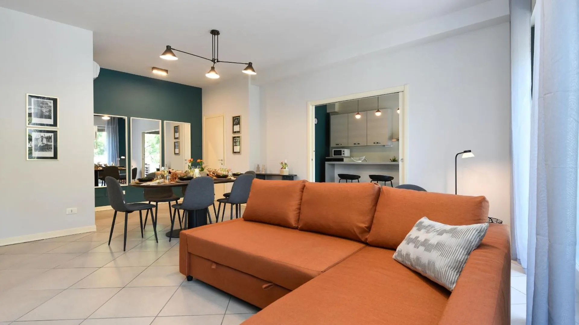 Desenzanoloft Official Partner Marriott Homes & Villas - Cocktail Lake Front Family Apartment Desenzano del Garda 0*,