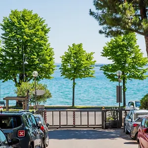 Le Rive Del Desenzano del Garda
